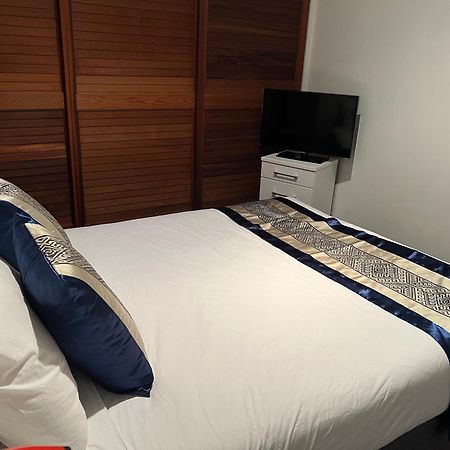 Waterfront Seaview Hotel Apartment - Same Building Block As Auckland Hilton Buitenkant foto