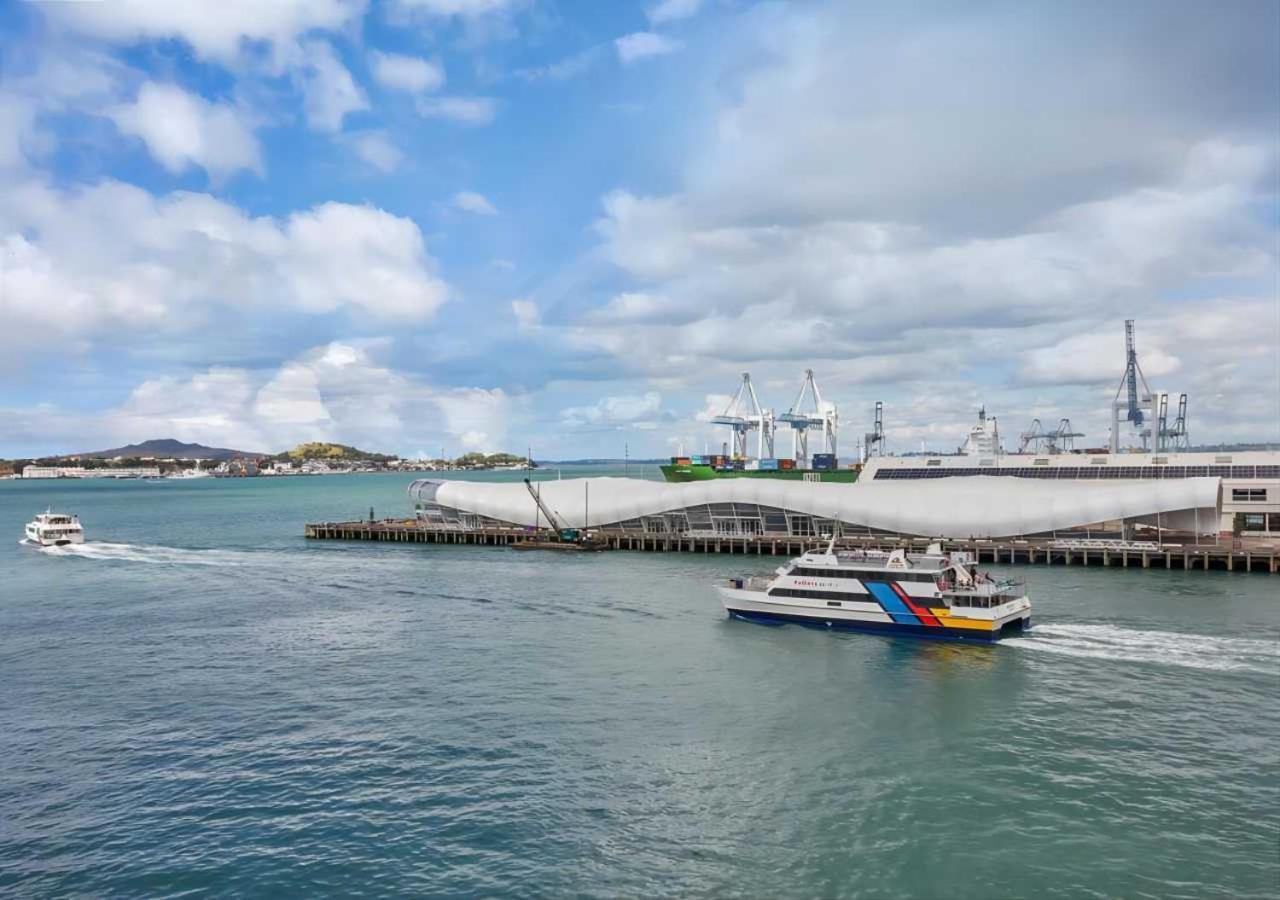 Waterfront Seaview Hotel Apartment - Same Building Block As Auckland Hilton Buitenkant foto