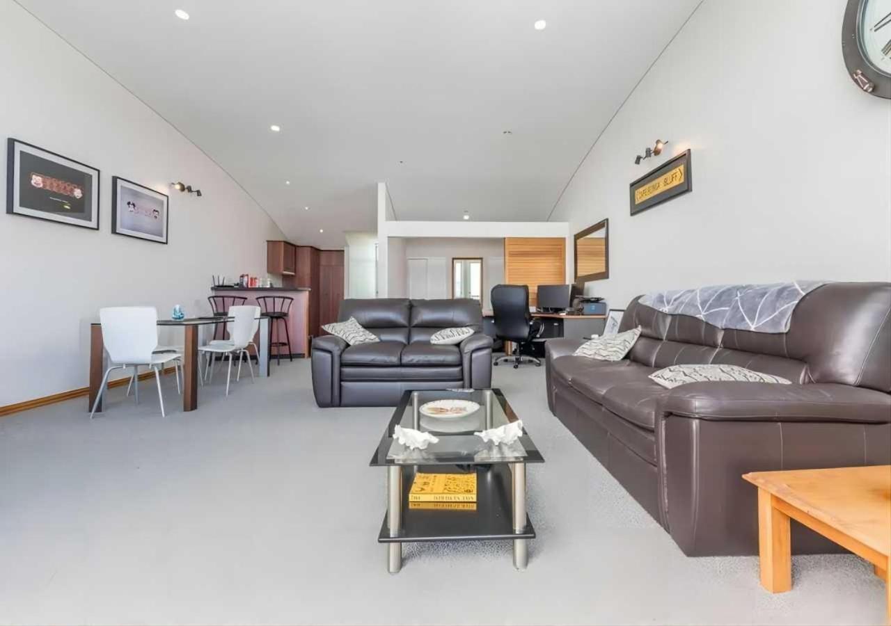 Waterfront Seaview Hotel Apartment - Same Building Block As Auckland Hilton Buitenkant foto