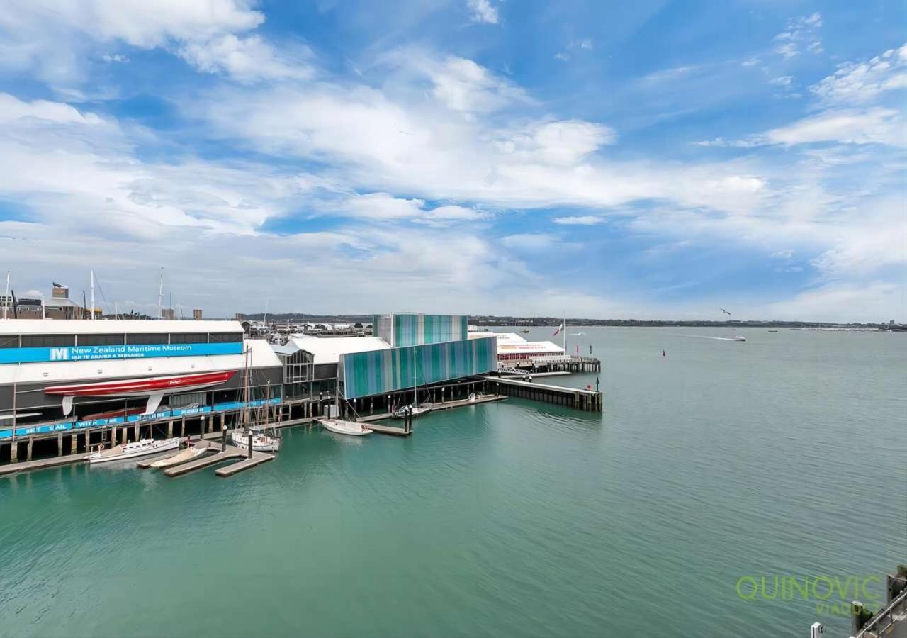 Waterfront Seaview Hotel Apartment - Same Building Block As Auckland Hilton Buitenkant foto