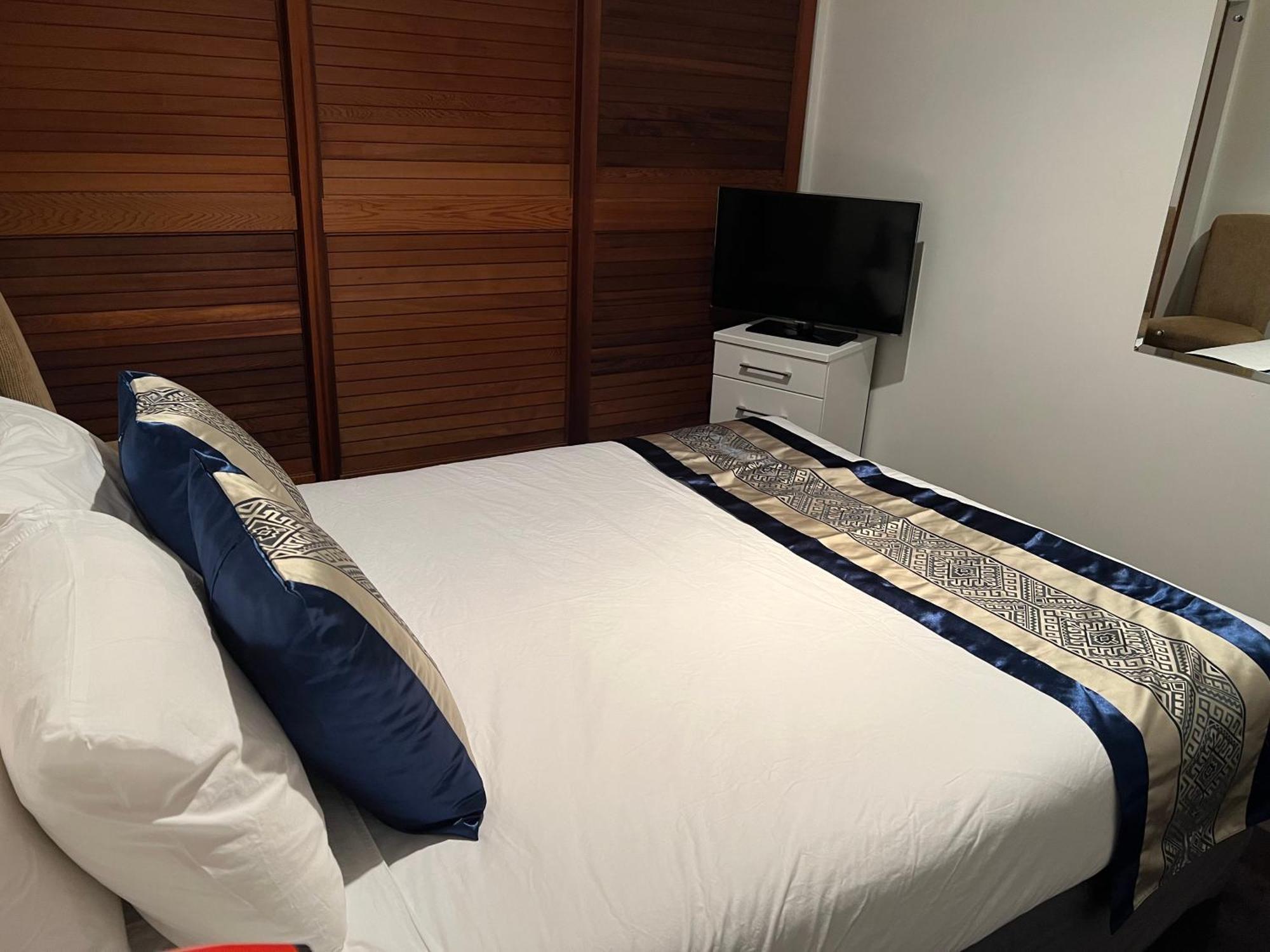 Waterfront Seaview Hotel Apartment - Same Building Block As Auckland Hilton Buitenkant foto