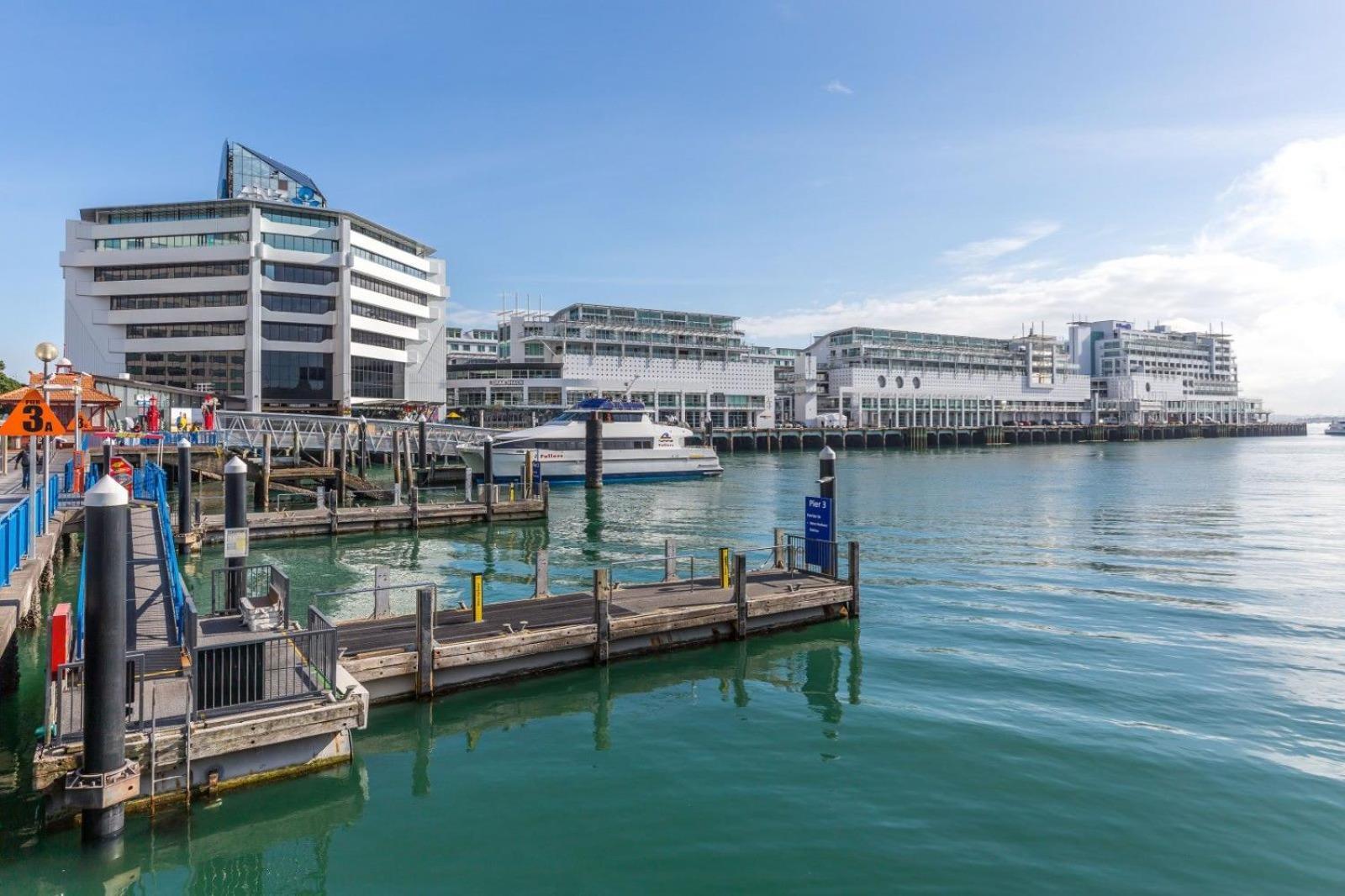 Waterfront Seaview Hotel Apartment - Same Building Block As Auckland Hilton Buitenkant foto