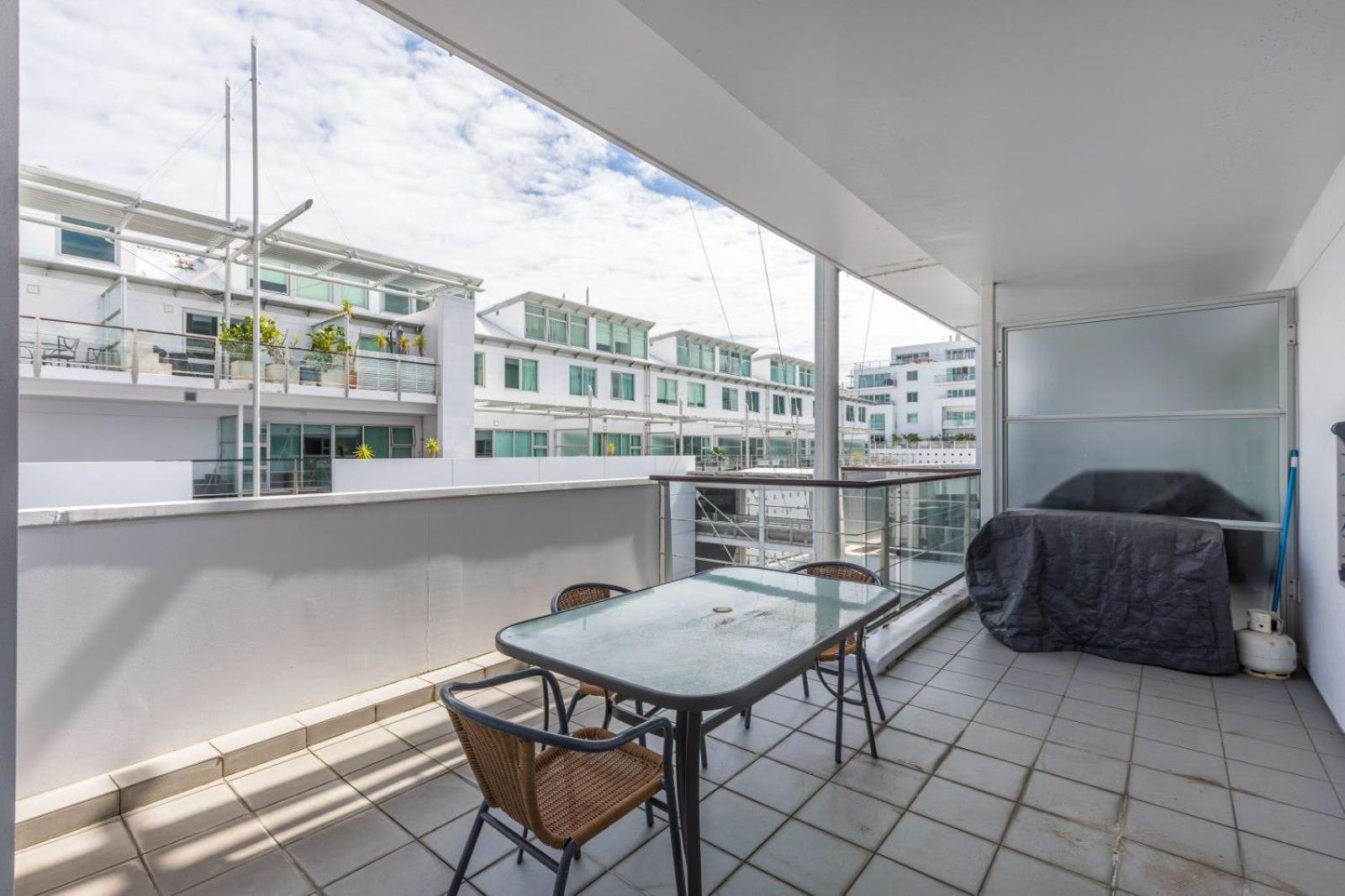 Waterfront Seaview Hotel Apartment - Same Building Block As Auckland Hilton Buitenkant foto